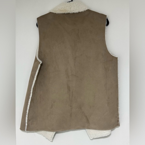 Faux Suede Shearling Lined Tan Open Front Vest Size M/L - Picture 6 of 6